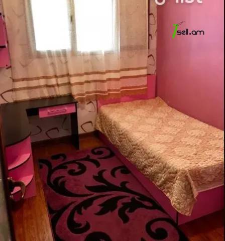 3 սենյականոց բնակարան Սարյանի փողոցում, 71 ք.մ., 6/9 հարկ, կապիտալ վերանորոգված, քարե շենք