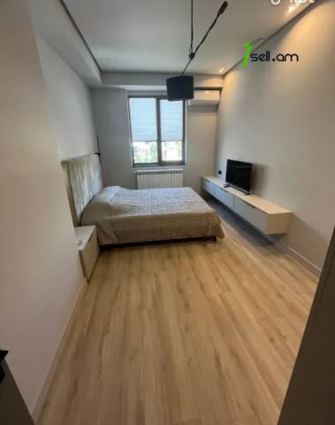 3 սենյականոց բնակարան նորակառույց շենքում Կոմիտասի պողոտայում, 56 ք.մ., 10/15 հարկ, բարձր առաստաղներ