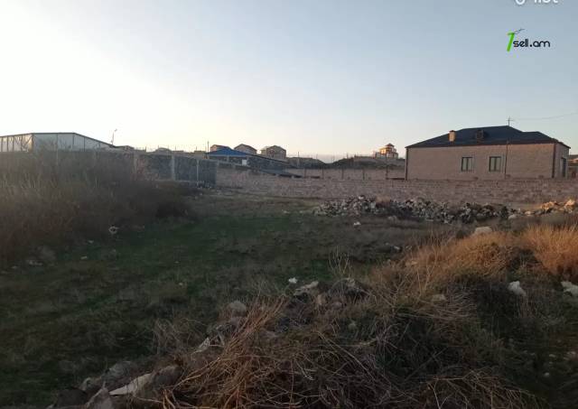 Հողատարածք բնակելի շինությունների համար Քասախում, 1240 քմ