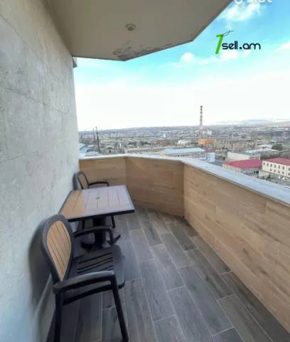 3 սենյականոց բնակարան նորակառույց շենքում Գրիբոյեդովի փողոցում, 116 քմ, 11/16 հարկ, 2 սանհանգույց