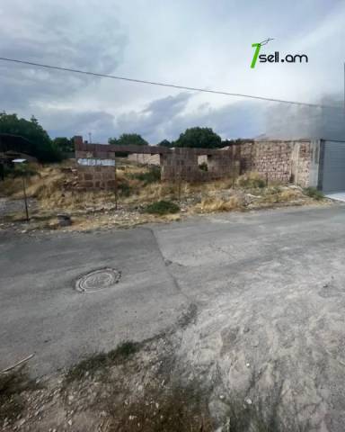 Հողատարածք բնակելի շինությունների համար Ձորաղբյուրում, 1140 ք.մ.