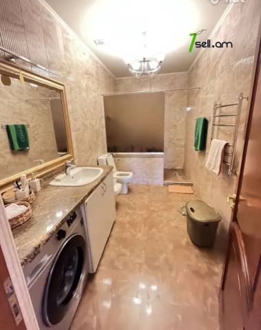 3 սենյականոց բնակարան նորակառույց շենքում Անտառային փողոցում, 116 ք.մ., բարձր առաստաղներ, 1/5 հարկ