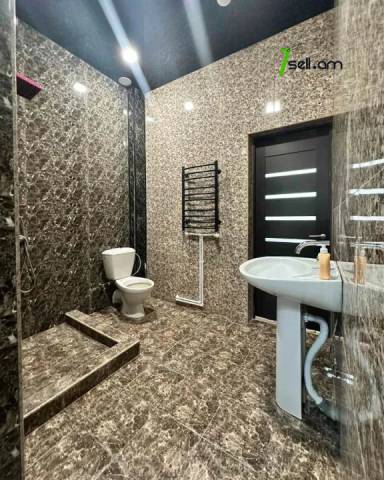 Երկու հարկանի քարե տուն Շահումյանի 16-րդ փողոցում Մալաթիա Սեբաստիայում, 500 քմ, 2 սանհանգույց