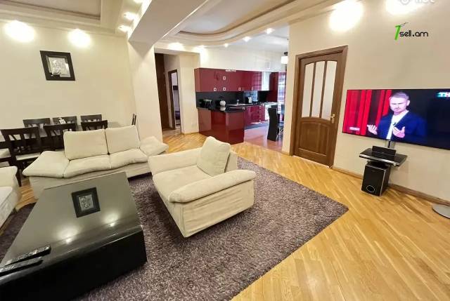 3 սենյականոց բնակարան նորակառույց շենքում Հրաչյա Ներսիսյան փողոցում, 90 քմ, 4/10 հարկ