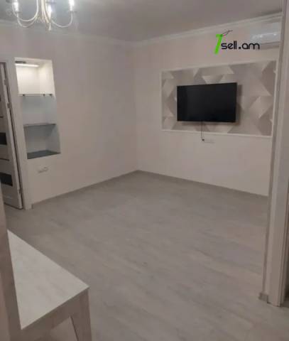 2 սենյականոց բնակարան Մարգարյան փողոցում, 50 քմ, նախավերջին հարկ, եվրովերանորոգված, քարե շենք