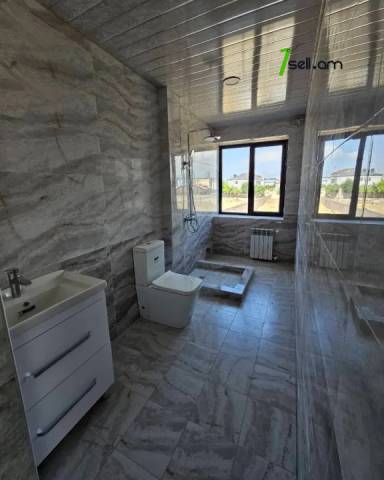 Բազմաֆունկցիոնալ գույք, Թբիլիսյան խճուղի Քանաքեռ Զեյթունում, 2500 քմ