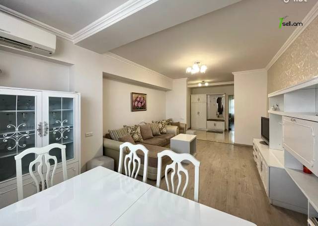 3 սենյականոց բնակարան Մեսրոպ Մաշտոցի պողոտայում, 100 քմ, 6/9 հարկ, 2 սանհանգույց, բարձր առաստաղներ