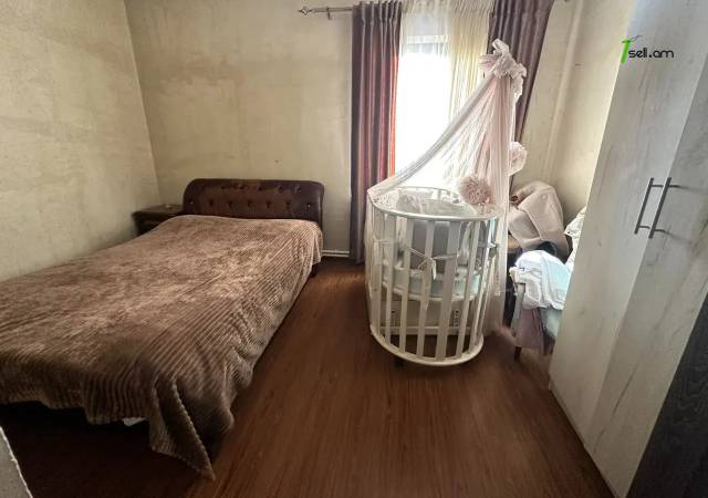 Երկու հարկանի քարե տուն Հովնաթանի փողոցում Մալաթիա Սեբաստիայում, 405 ք.մ., 3+ սանհանգույց