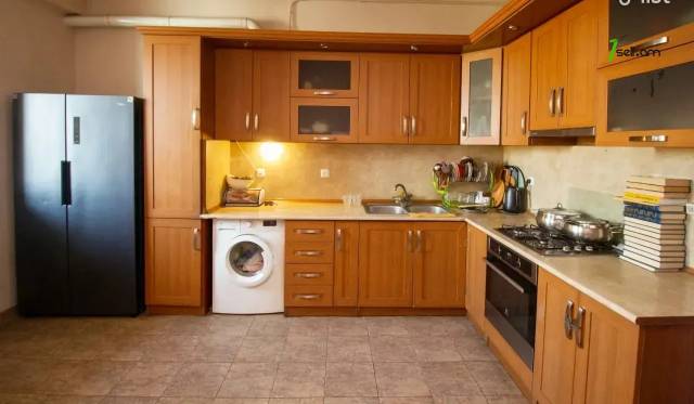 3 սենյականոց բնակարան նորակառույց շենքում Հրաչյա Ներսիսյան փողոցում, 116 ք.մ., 4/10 հարկ