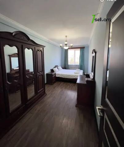 3 սենյականոց բնակարան Սարյան փողոցում, 100 ք.մ., կապիտալ վերանորոգված