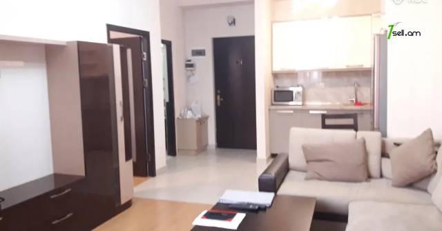 2 սենյականոց բնակարան նորակառույց շենքում Նիկողայոս Ադոնցի փողոցում, 46 ք.մ., բարձր առաստաղներ