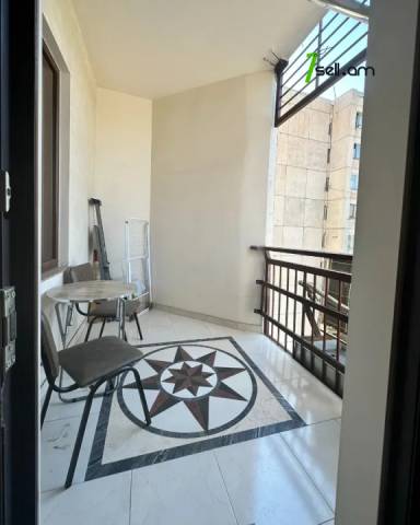 3 սենյականոց բնակարան նորակառույց շենքում Չարենցի փողոցում, 90 ք.մ., 2 սանհանգույց, բարձր առաստաղներ