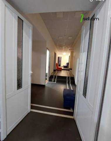 Բազմաֆունկցիոնալ գույք Արցախի պողոտայում կենտրոնում, 400 ք.մ.