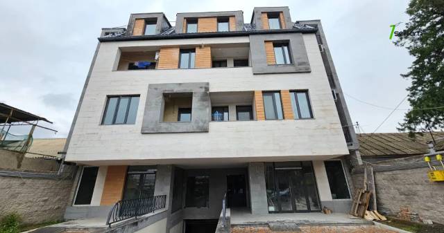 2 սենյականոց բնակարան նորակառույց շենքում Մուրացանի փողոցում, 77 քմ, բարձր առաստաղներ