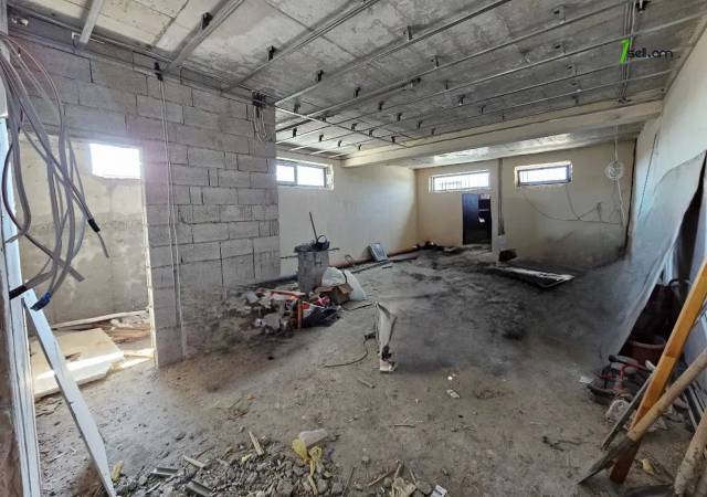 Երկու հարկանի քարե թաունհաուզ Ալբերտ Էյնշտեյնի փողոցում Քանաքեռավանում, 654 ք.մ., 3+ սանհանգույց