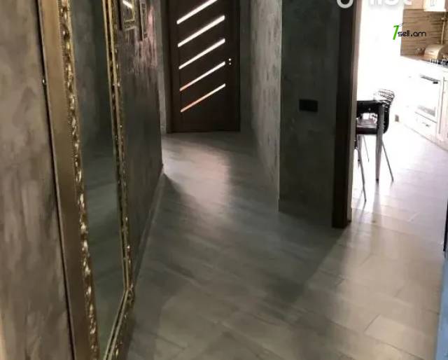 4 սենյականոց բնակարան Սարյանի փողոցում, 88 ք.մ., բարձր առաստաղներ, նախավերջին հարկ