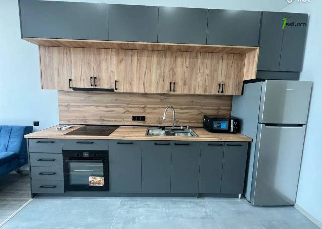 5 սենյականոց բնակարան նորակառույց շենքում Վարդանանց փողոցում, 121 քմ, 10/16 հարկ, 2 սանհանգույց