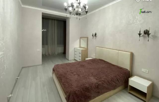 2 սենյականոց բնակարան Տիգրան Մեծի պողոտայում, 88 քմ, բարձր առաստաղներ, եվրովերանորոգված, քարե շենք