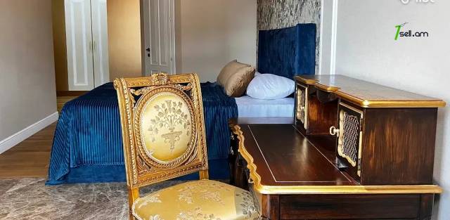 4 սենյականոց բնակարան նորակառույց շենքում Խաչատուր Աբովյանի փողոցում, 200 քմ, 2 սանհանգույց