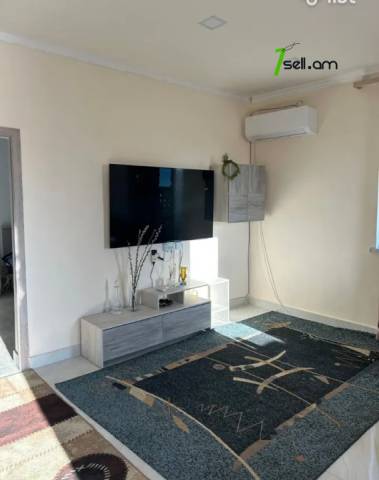 Մեկ հարկանի քարե տուն Այգեգործների փողոցում Նուռնուսում, 160 քմ, կոսմետիկ վերանորոգում