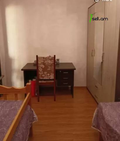 4 սենյականոց բնակարան, Սախարովի հրապարակ, 76 ք.մ., եվրովերանորոգված