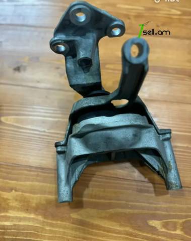 Շարժիչի բարձիկ դիմացի աջ, Nissan Murano Z51, 2008թ, Օրիգինալ պահեստամաս