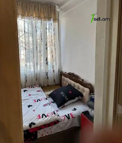 2 սենյականոց բնակարան Կոմիտասի պողոտայում, 55 ք.մ., 3/5 հարկ, կոսմետիկ վերանորոգում, քարե շենք