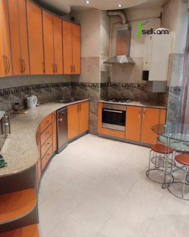 5 սենյականոց բնակարան նորակառույց շենքում Մարշալ Բաղրամյան պողոտայում, 150 քմ, 12/17 հարկ