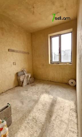 Երկու հարկանի քարե տուն, Դուրյան թաղամաս Ավանում, 435 ք.մ., 2 սանհանգույց, մասնակի վերանորոգում