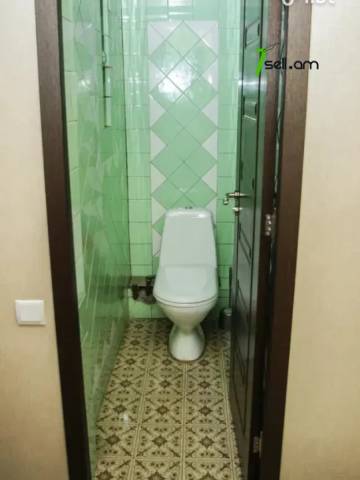 3 սենյականոց բնակարան Սողոմոն Տարոնցի փողոցում, 78 քմ, նախավերջին հարկ, մասնակի վերանորոգում