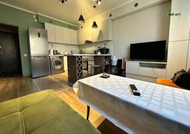 1 սենյականոց բնակարան Վարդանանց փողոցում, 38 ք.մ., 2/9 հարկ, կապիտալ վերանորոգված