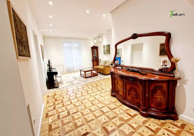 3 սենյականոց բնակարան Մեսրոպ Մաշտոցի պողոտայում, 92 ք.մ., բարձր առաստաղներ, եվրովերանորոգված