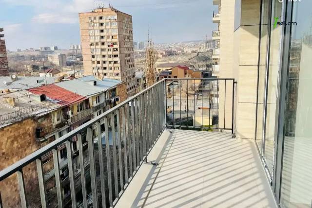 2 սենյականոց բնակարան նորակառույց շենքում Արամ Խաչատրյան փողոցում, 62 քմ, 5/15 հարկ