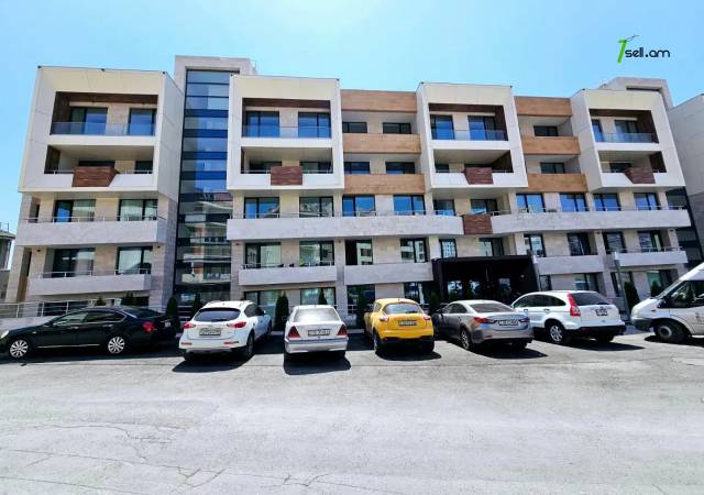 4 սենյականոց բնակարան նորակառույց շենքում Անտառային փողոցում, 120 ք.մ., 2 սանհանգույց