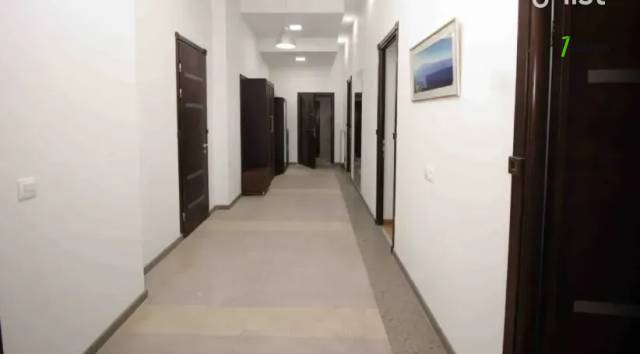4 սենյականոց բնակարան նորակառույց շենքում Նար-Դոսի փողոցում, 133 ք.մ., 2 սանհանգույց