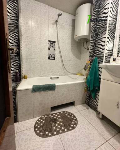 3 սենյականոց բնակարան Ծատուրյան փողոցում, 94 ք.մ., 2 սանհանգույց, 7/12 հարկ, կապիտալ վերանորոգված