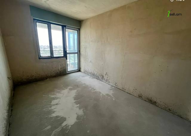 3 սենյականոց բնակարան նորակառույց շենքում Էրեբունու փողոցում, 96 քմ, 8/15 հարկ, 2 սանհանգույց