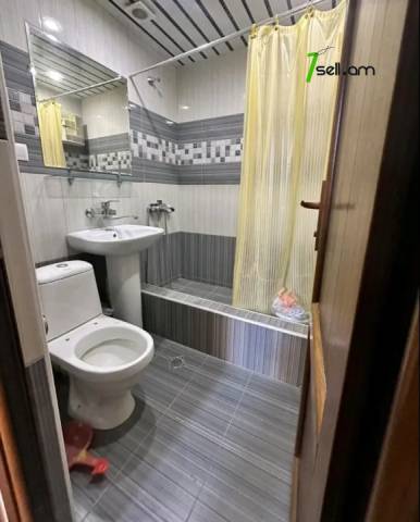 2 սենյականոց բնակարան Զաքյան փողոցում, 36 ք.մ., 3/5 հարկ, կապիտալ վերանորոգված, քարե շենք