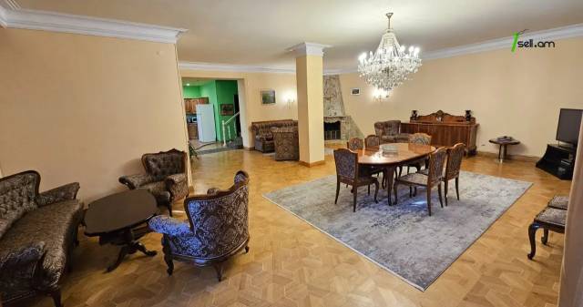 Երկու հարկանի քարե տուն Թավրիզյան փողոցում Արաբկիրում, 480 քմ, 2 սանհանգույց, կոսմետիկ վերանորոգում