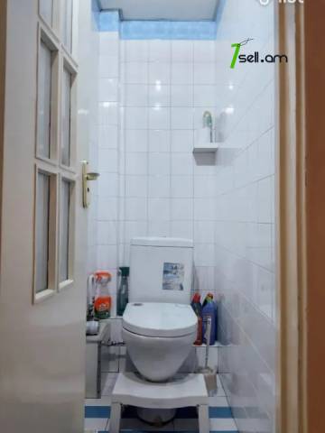 3 սենյականոց բնակարան Մեսրոպ Մաշտոցի պողոտայում, 96 քմ, կոսմետիկ վերանորոգում, քարե շենք