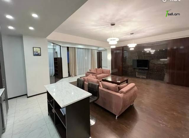 4 սենյականոց բնակարան նորակառույց շենքում Ռիգայի փողոցում, 136 ք.մ., 2 սանհանգույց, բարձր առաստաղներ