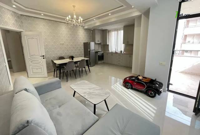 3 սենյականոց բնակարան նորակառույց շենքում Հովսեփ Արղության փողոցում, 80 ք.մ., բարձր առաստաղներ