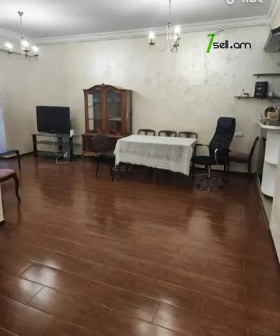 3 սենյականոց բնակարան նորակառույց շենքում Լեռ Կամսարի փողոցում, 113 ք.մ., բարձր առաստաղներ