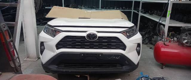 Toyota RAV4 ռասկուլաչիտ