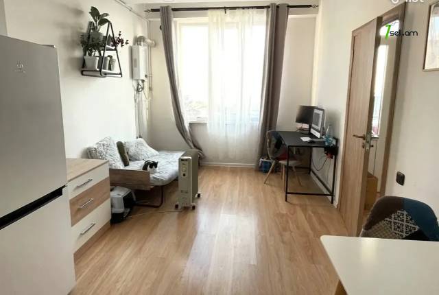 2 սենյականոց բնակարան նորակառույց շենքում Շինարարների փողոցում, 43 ք.մ., բարձր առաստաղներ