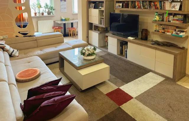 3 սենյականոց բնակարան Մելիք Մելիքյան փողոցում, 75 քմ, 3/9 հարկ, եվրովերանորոգված