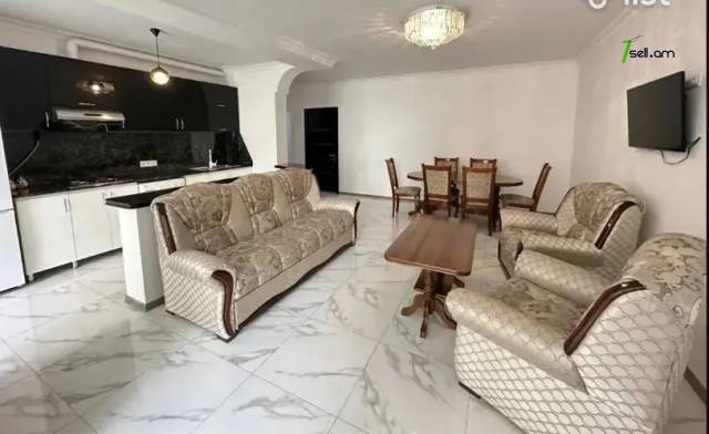 2 սենյականոց բնակարան Մամիկոնյան փողոցում, 70 ք.մ., նախավերջին հարկ, կոսմետիկ վերանորոգում