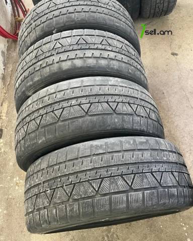 Vitour 4 haat Ձմեռային անվադողեր, 245/45 R19