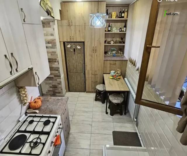 Բազմաֆունկցիոնալ գույք Կիևյան փողոցում Արաբկիրում, 40 ք.մ.