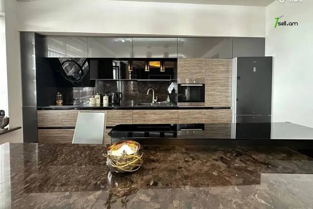 4 սենյականոց բնակարան նորակառույց շենքում Ձորափի փողոցում, 171 քմ, 10/14 հարկ, 3+ սանհանգույց